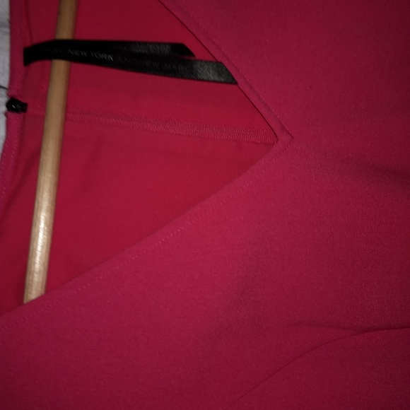 Knees length pink dress with shoulder design. - Picture 2 of 4